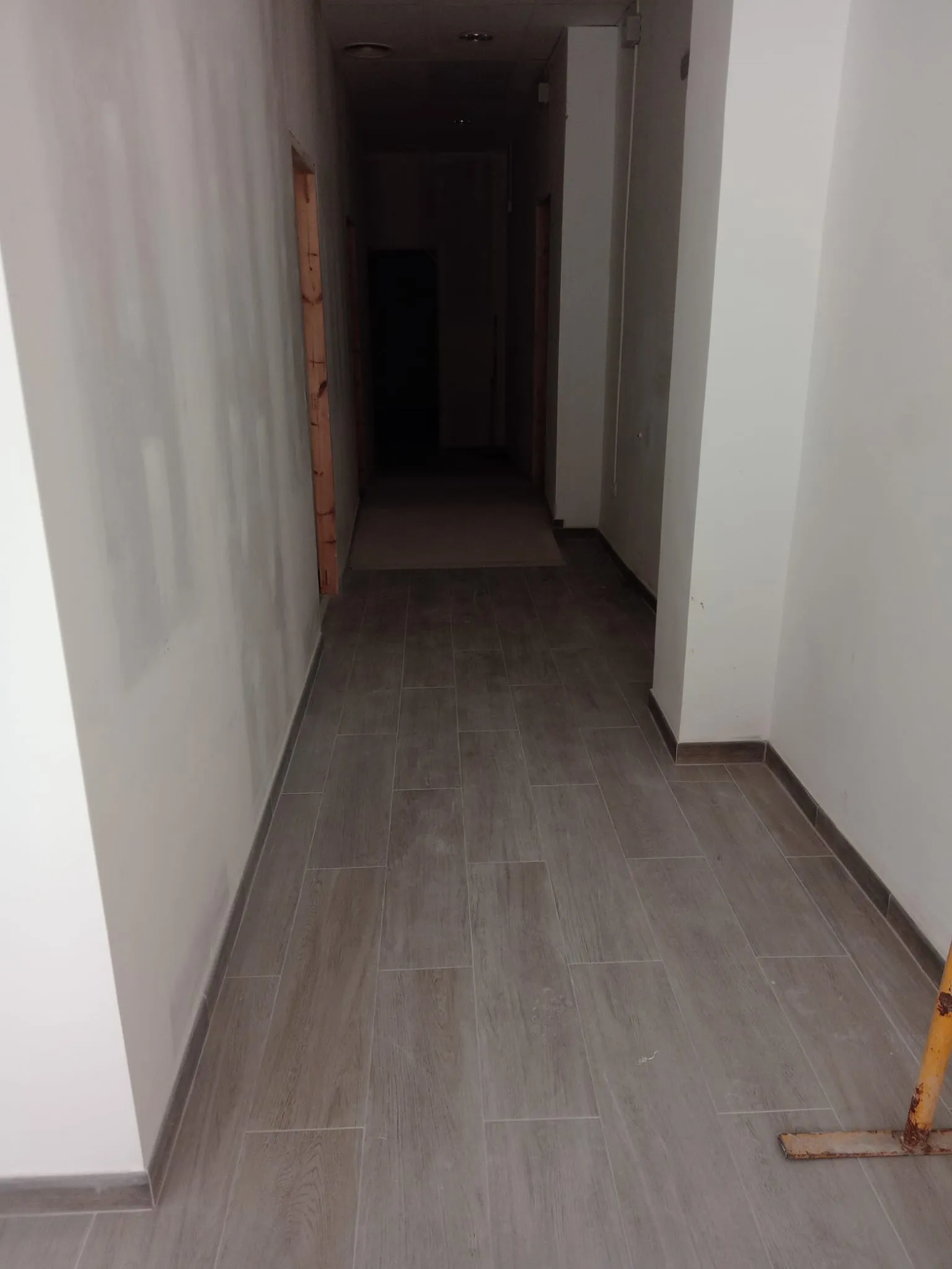 Proceso de adecuación de un local de 140 m² para aulas, imagen 8