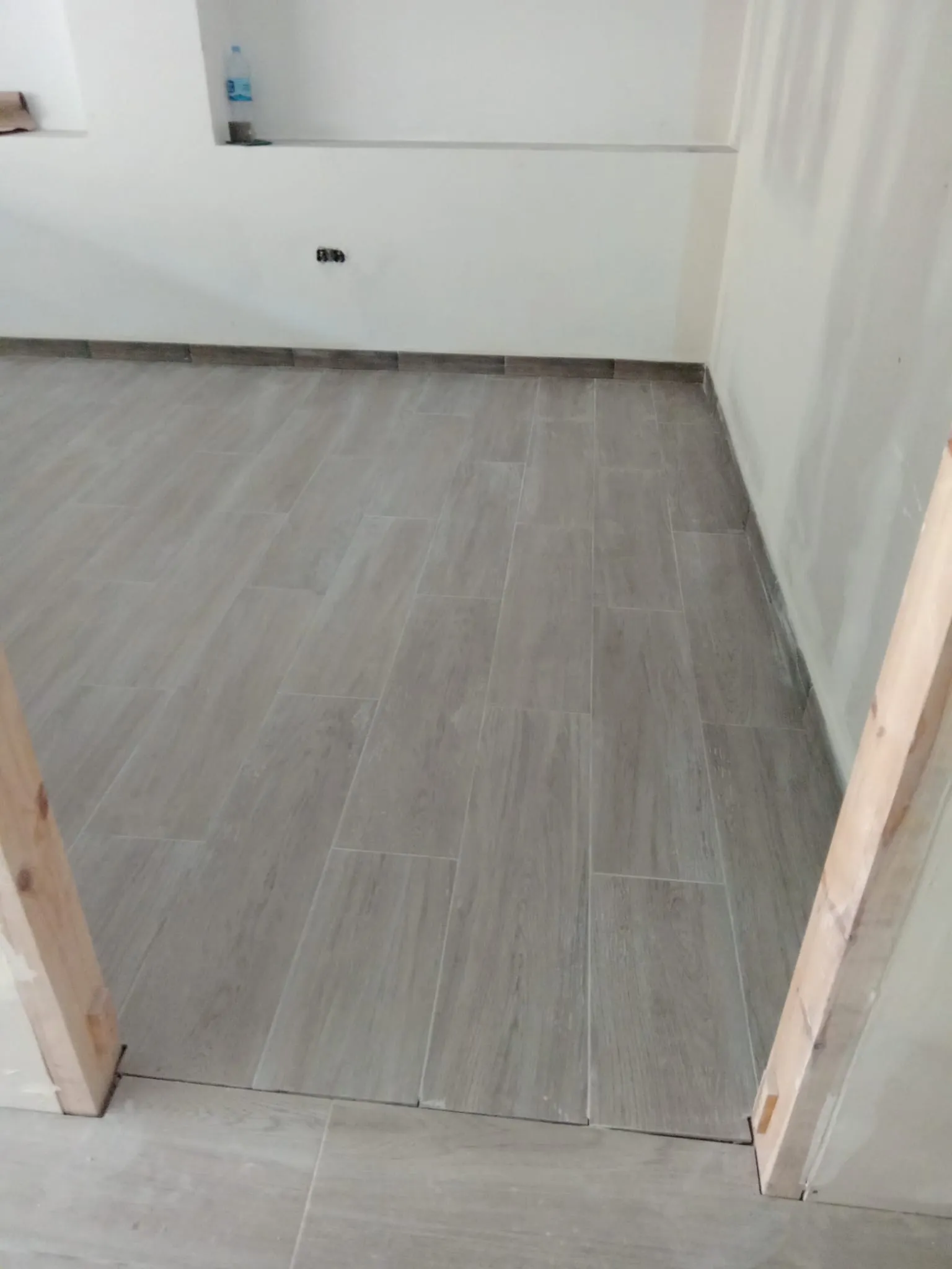 Proceso de adecuación de un local de 140 m² para aulas, imagen 17